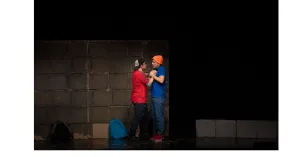 A teatro - IO ME NE FREGO! UNA STORIA DI BULLISMO di MTM - 11/16 anni - Immagine: 1