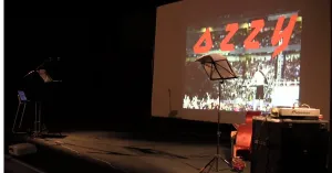 A teatro - OZZY - UN'AVVENTURA A TUTTO ROCK TRA PADRE E FIGLIO di delleAli Teatro - 12/14 anni - Immagine: 1