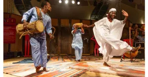 A teatro - KANU di Piccoli Idilli - 4/16 anni - Immagine: 1