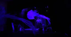 A teatro - LE AVVENTURE DI GIONA di Barabba's Clowns - 6/16 anni - Immagine: 10