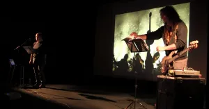 A teatro - OZZY - UN'AVVENTURA A TUTTO ROCK TRA PADRE E FIGLIO di delleAli Teatro - 12/14 anni - Immagine: 2